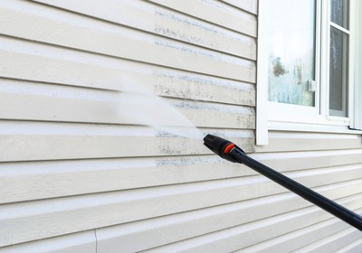 Why You Deserve to Treat Yourself to the Gift of Pressure Washing This Holiday Season