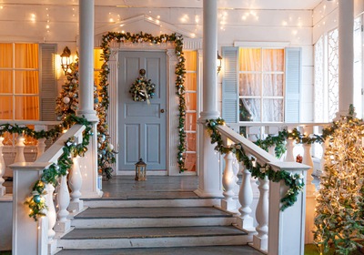 Impress Your Guests with the Best-Looking House on the Block This Holiday Season